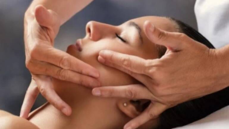 non-invasive face lifting therapy